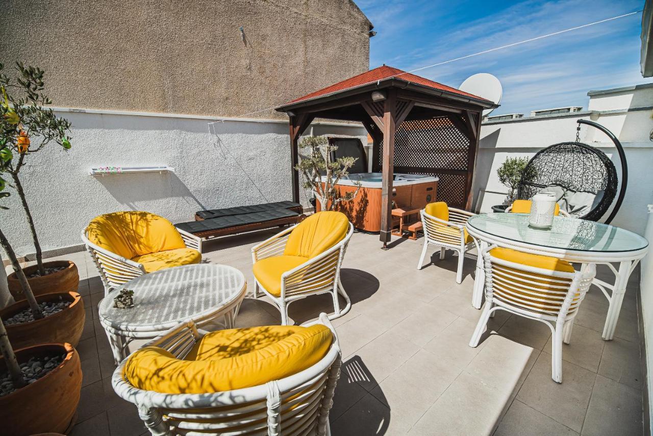 Downtown Luxury Apartments With Hot Tub Vodice Luaran gambar
