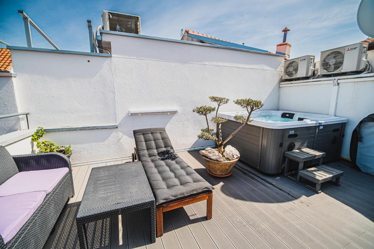 Downtown Luxury Apartments With Hot Tub Vodice Luaran gambar