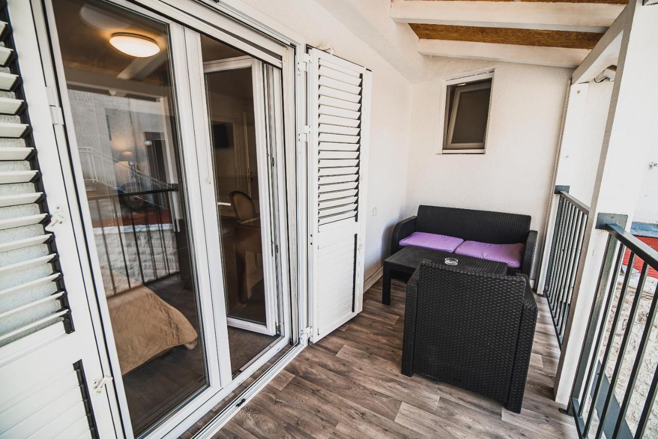 Downtown Luxury Apartments With Hot Tub Vodice Luaran gambar